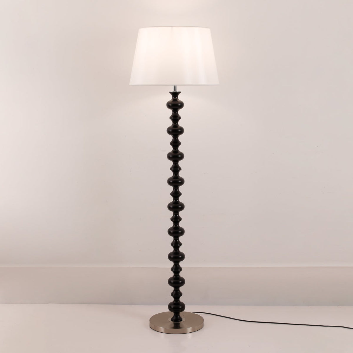 Rildes lámpara de pie de madera y tejido