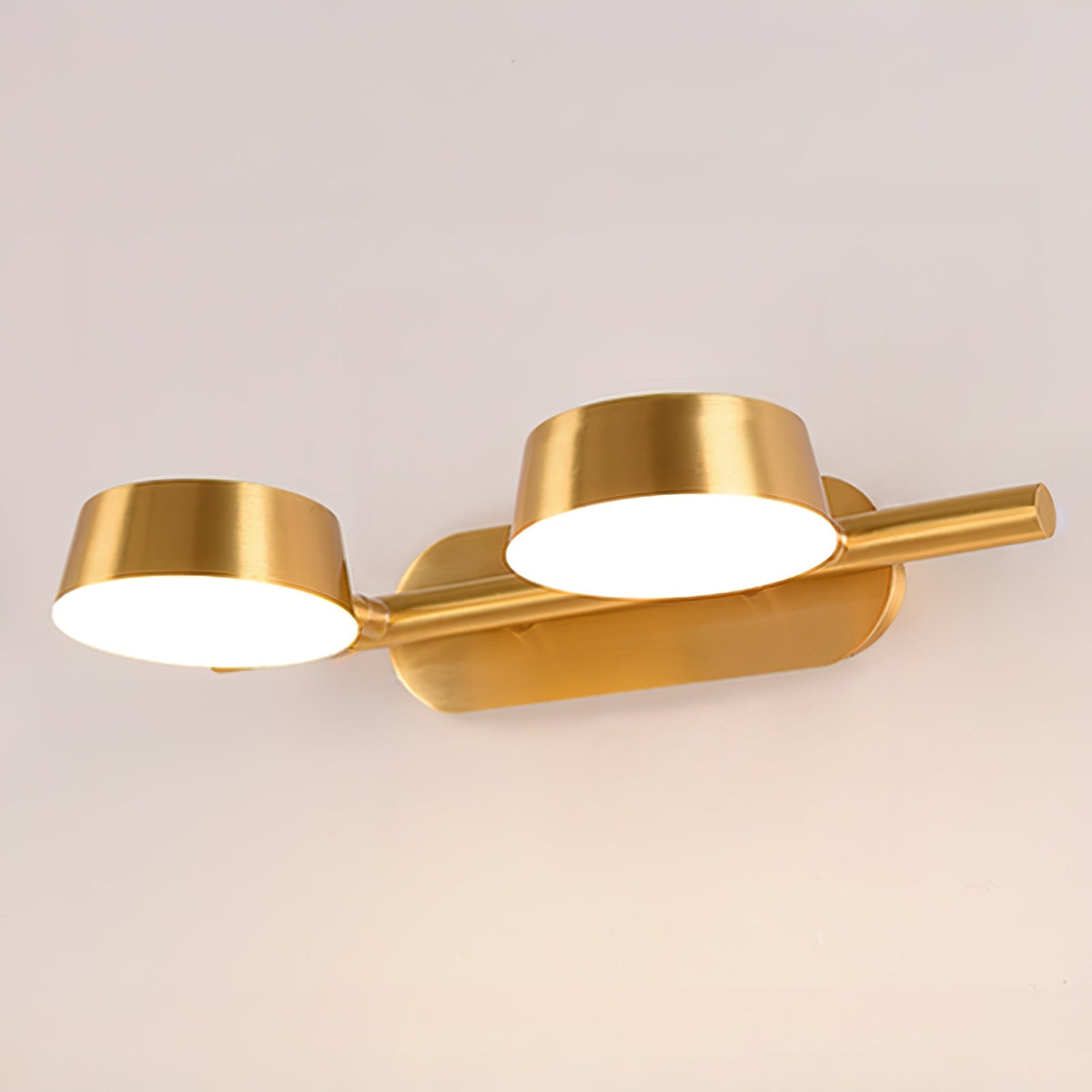 Xara aplique de pared Premium elegancia en latón para espejo