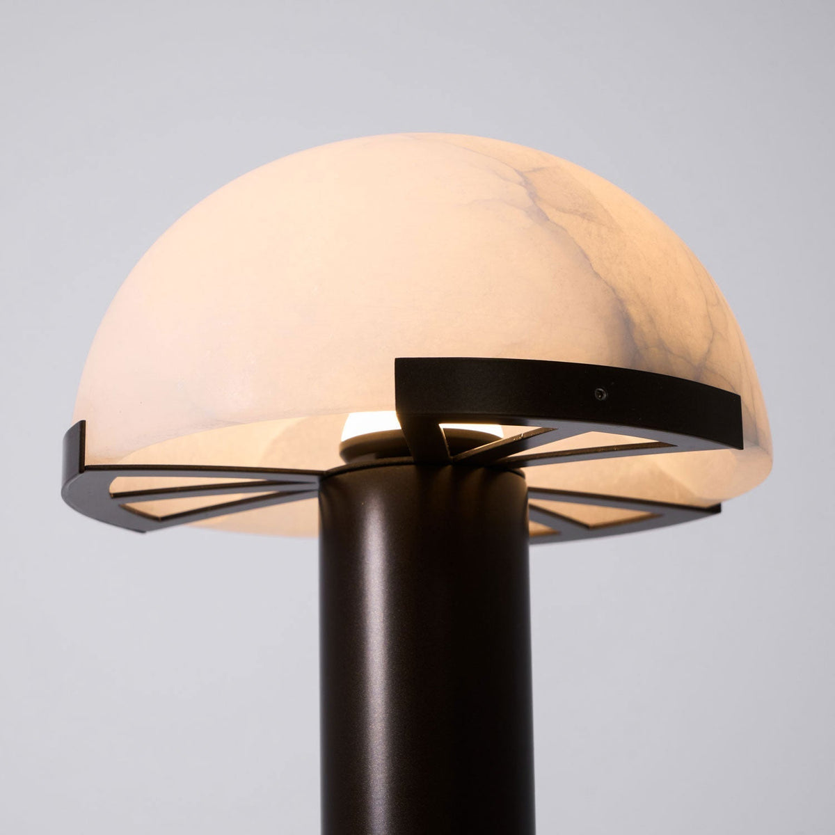 Keir lámpara de mesa de alabastro