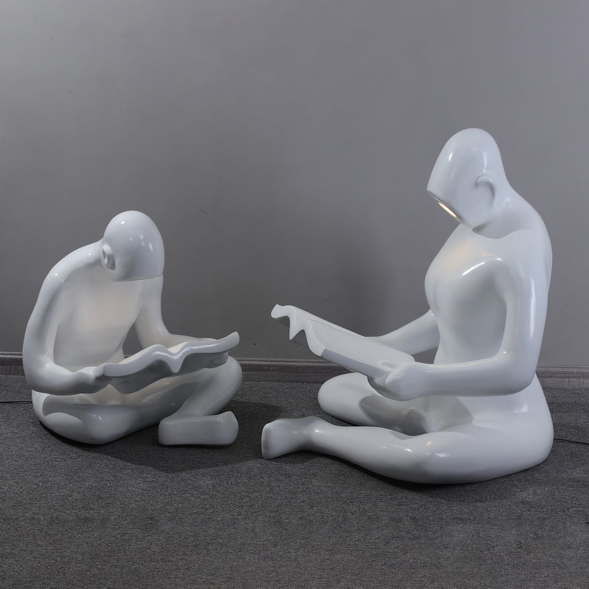Terielia lámpara de mesa Reader Sculpture