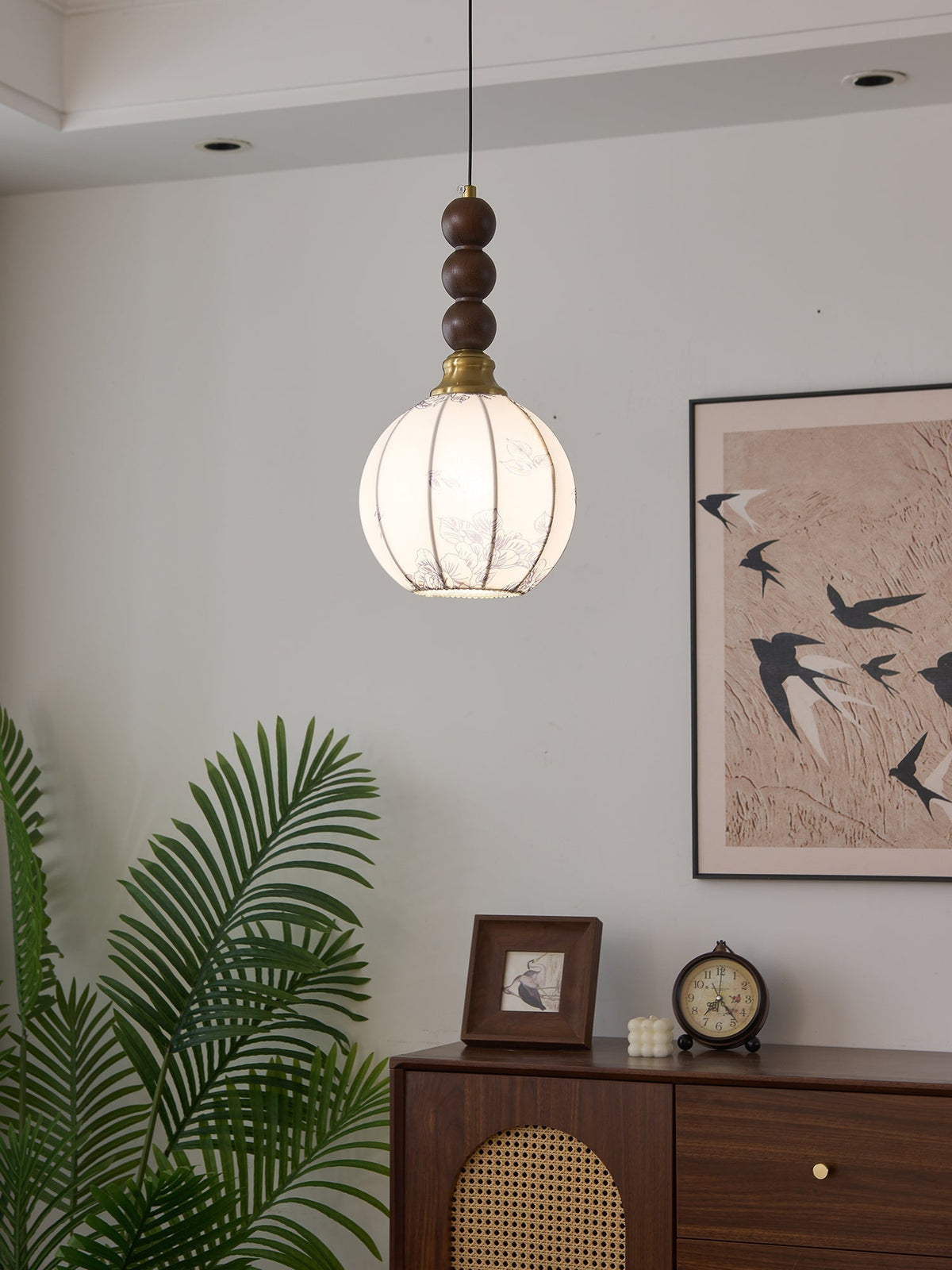Avshaara lámpara colgante de elegancia tradicional y estilo vintage con pantalla de tejido y estructura de madera