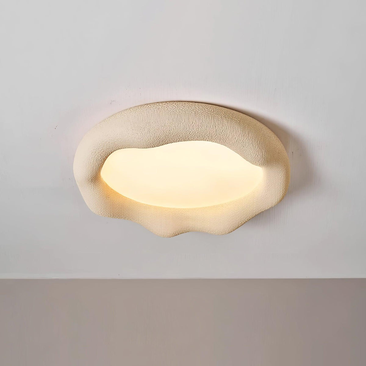 Lámpara de techo orgánica de resina y fibra en beige
