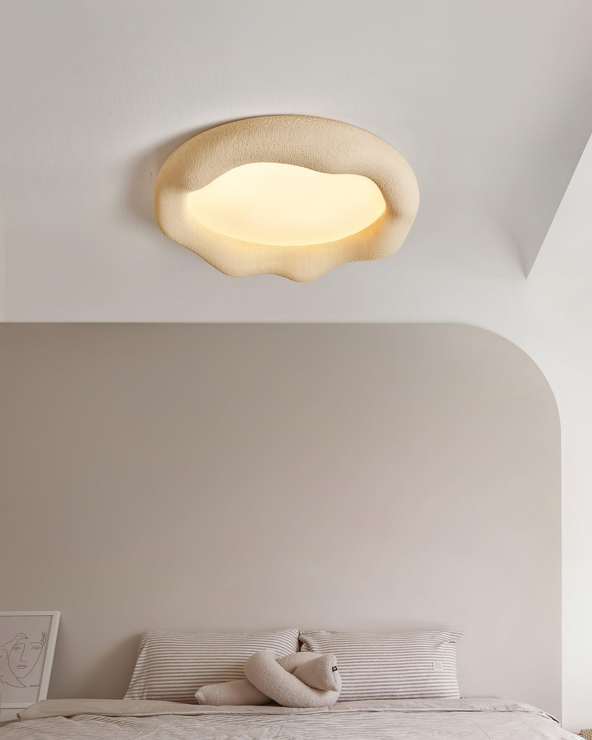 Lámpara de techo orgánica de resina y fibra en beige