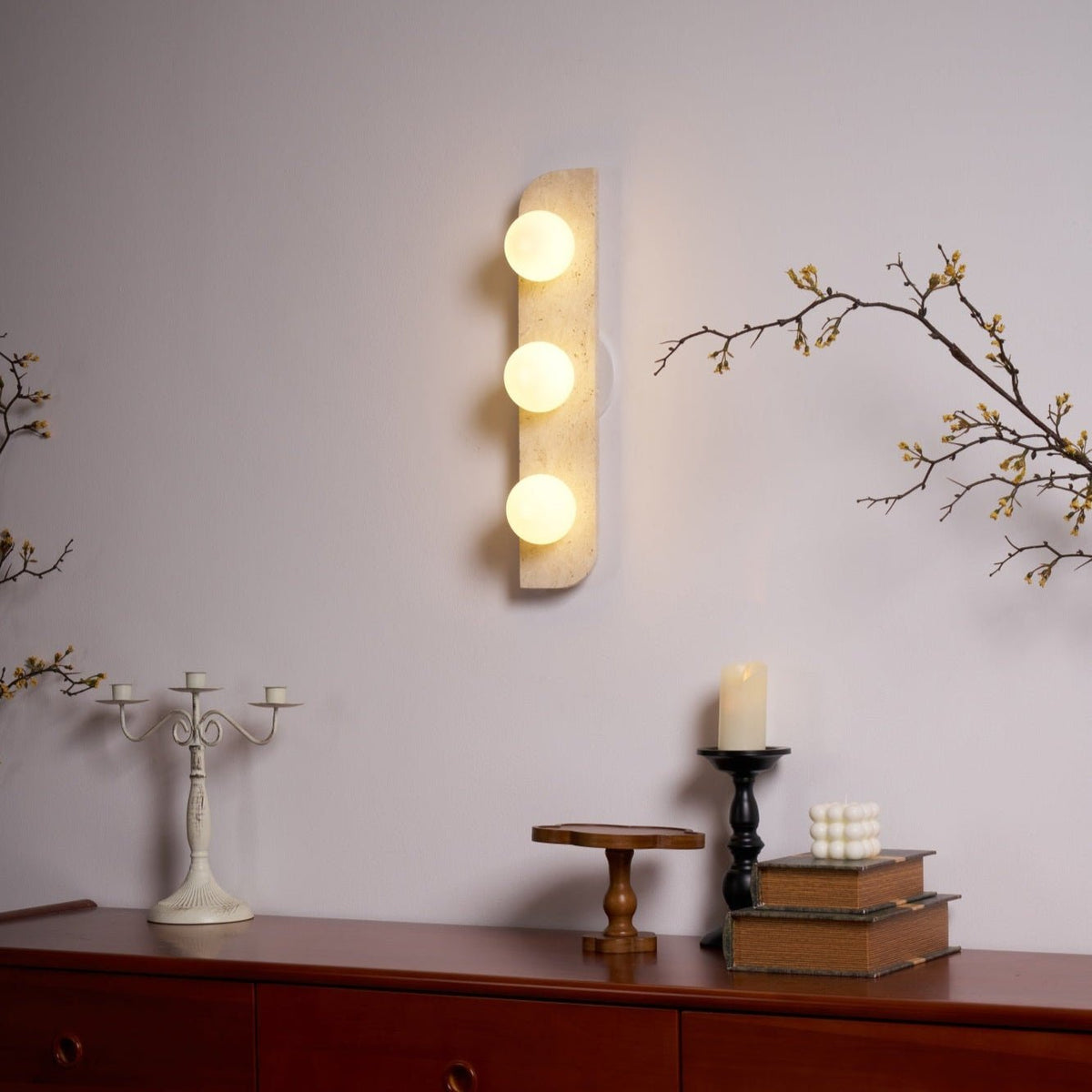 Taviniella aplique de pared minimalista en travertino