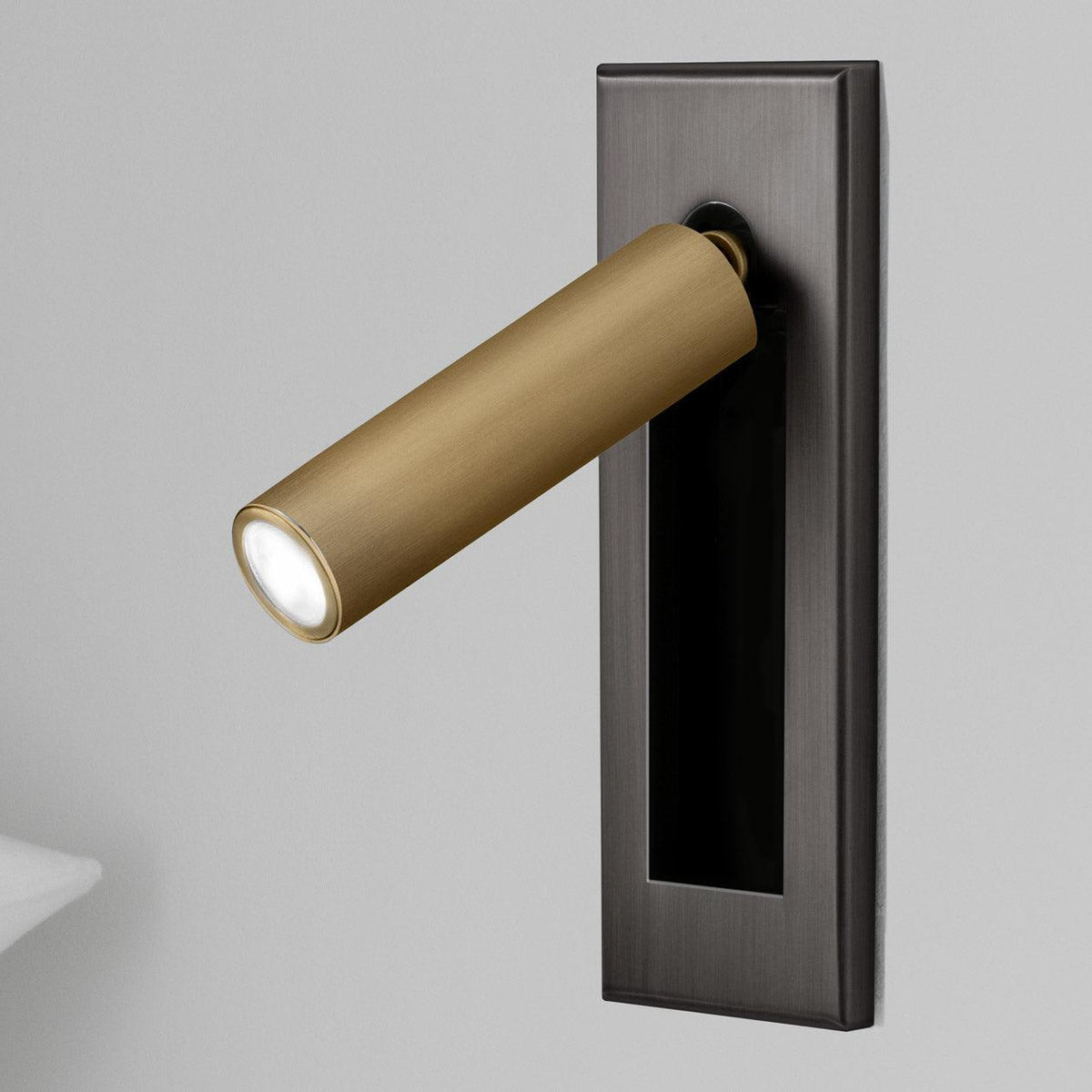 Velerelia aplique de pared enchufable para cama