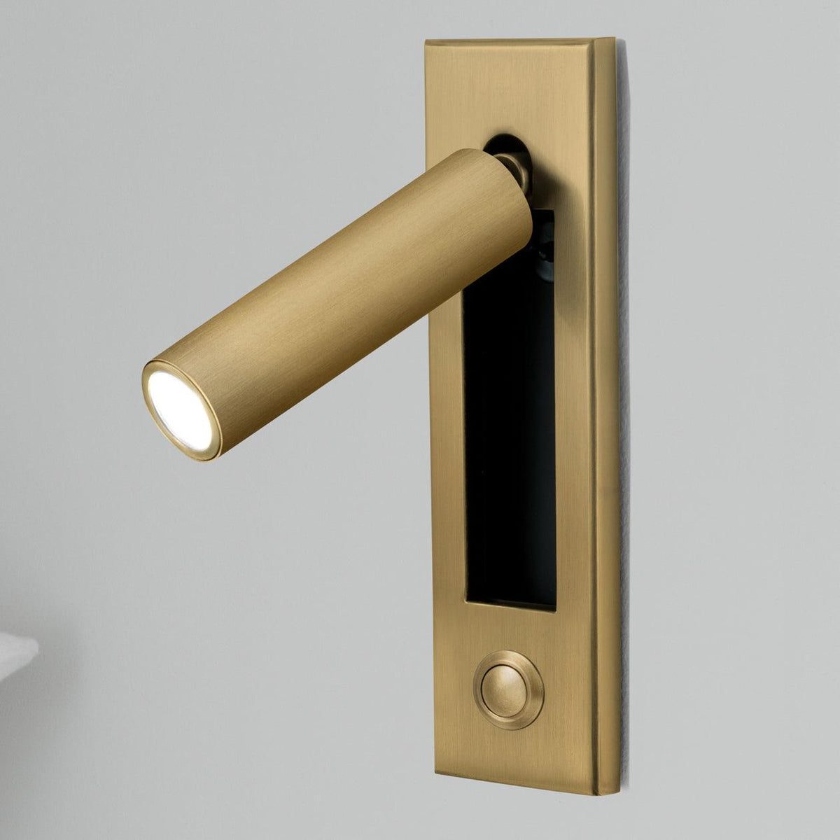 Velerelia aplique de pared enchufable para cama