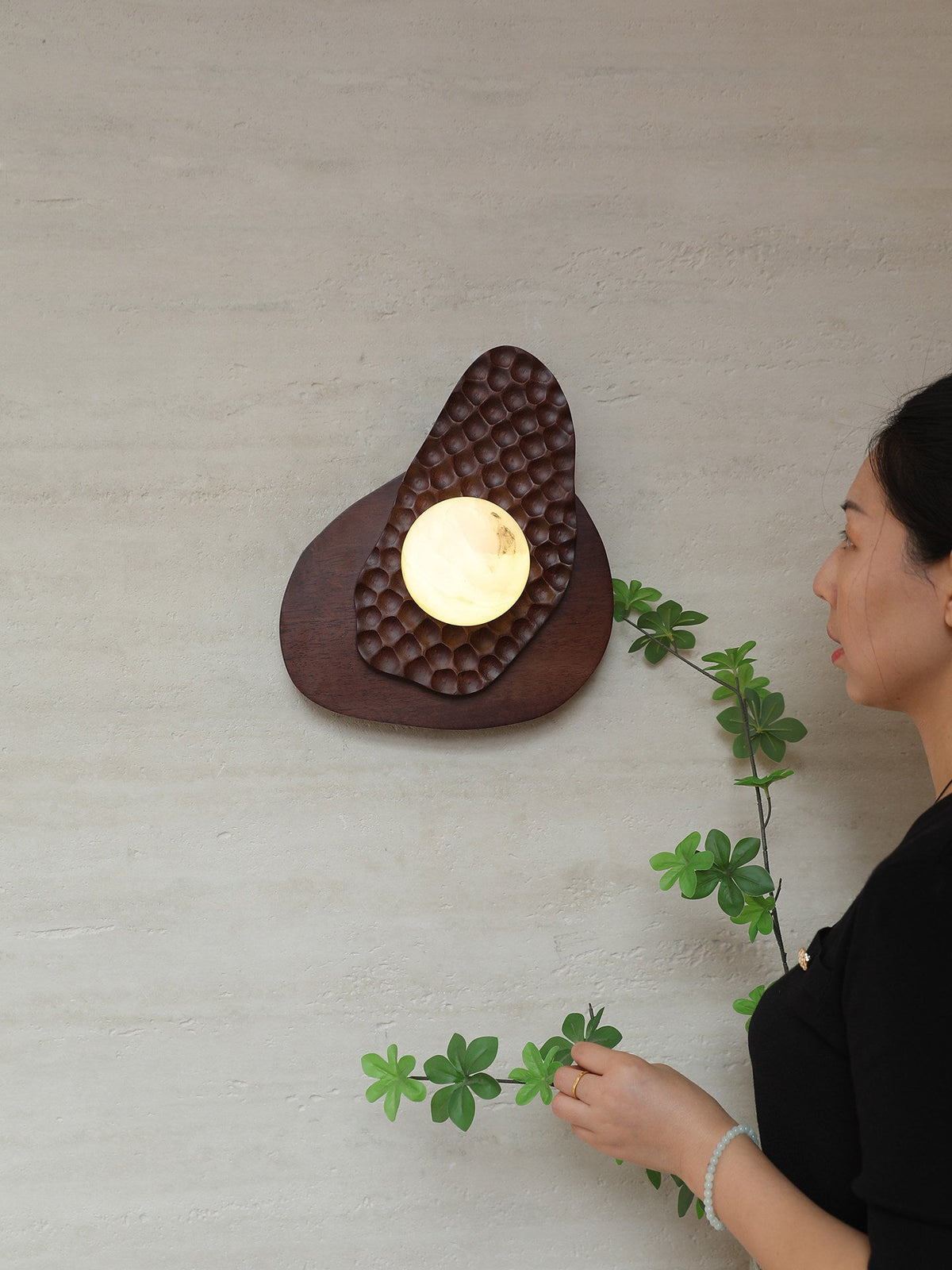 Korin aplique de pared