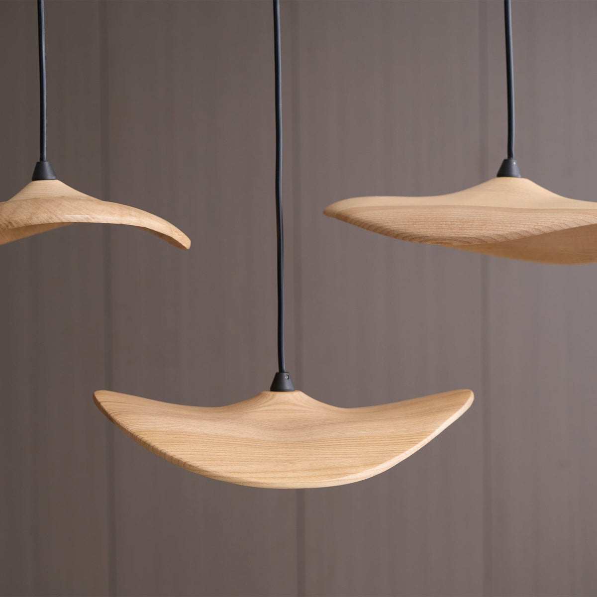 Abbott lámpara de araña moderna minimalista sin hojas, madera