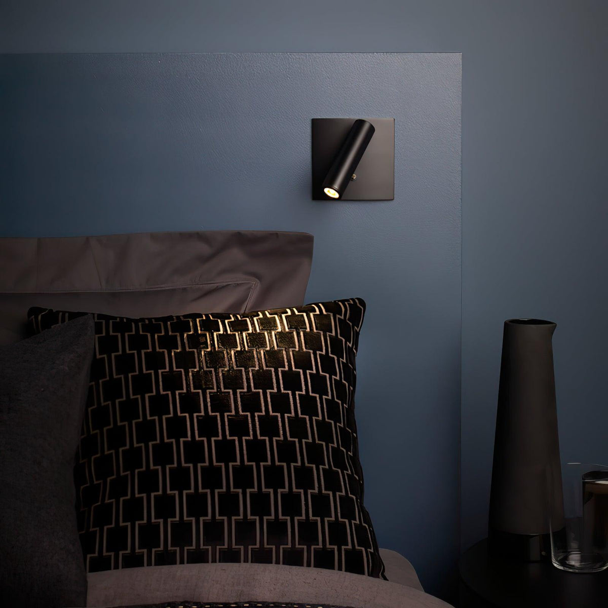 Anorion Aplique de pared Minimalista Conmutada