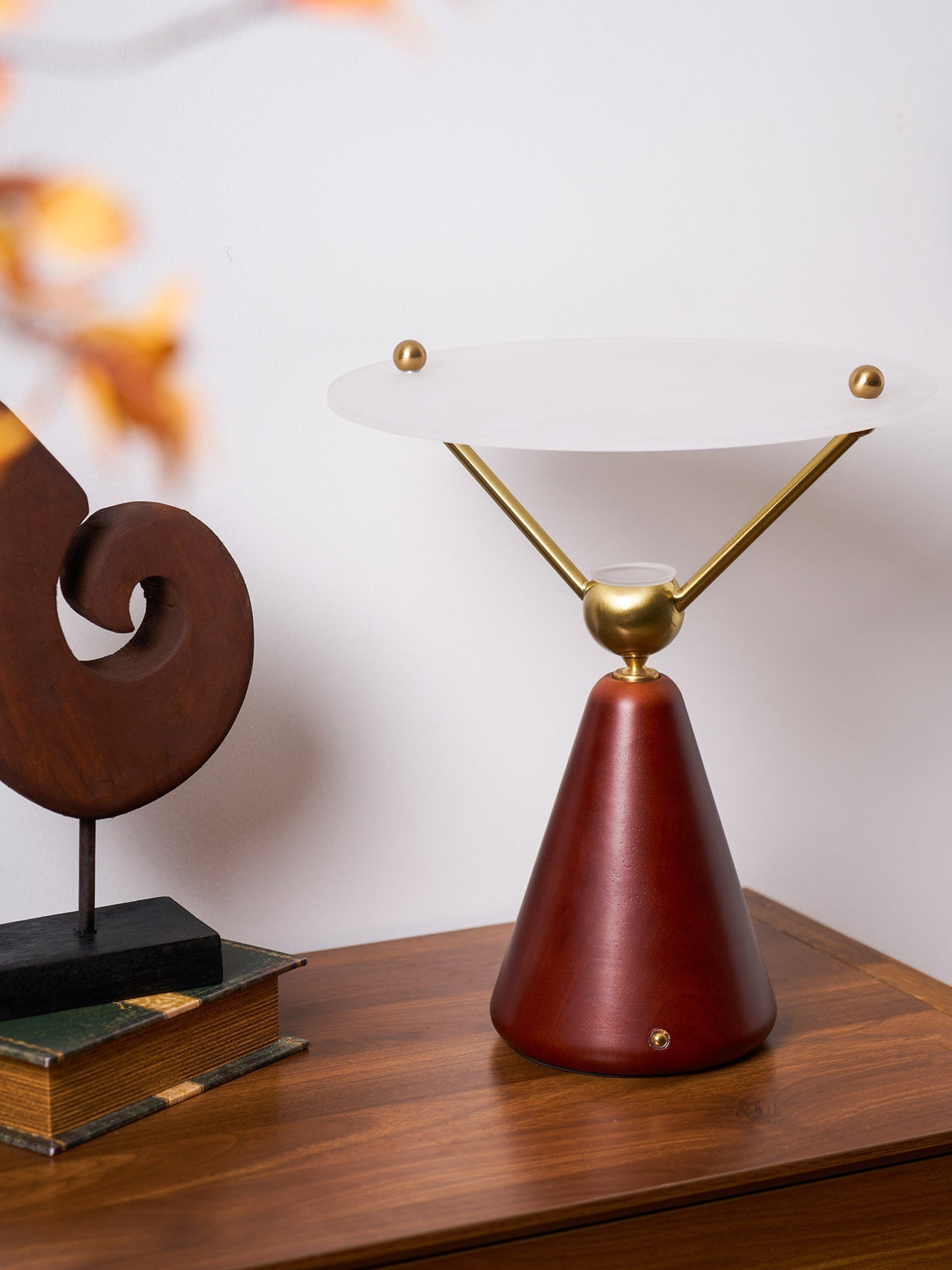 Balance lámpara de mesa moderna de madera