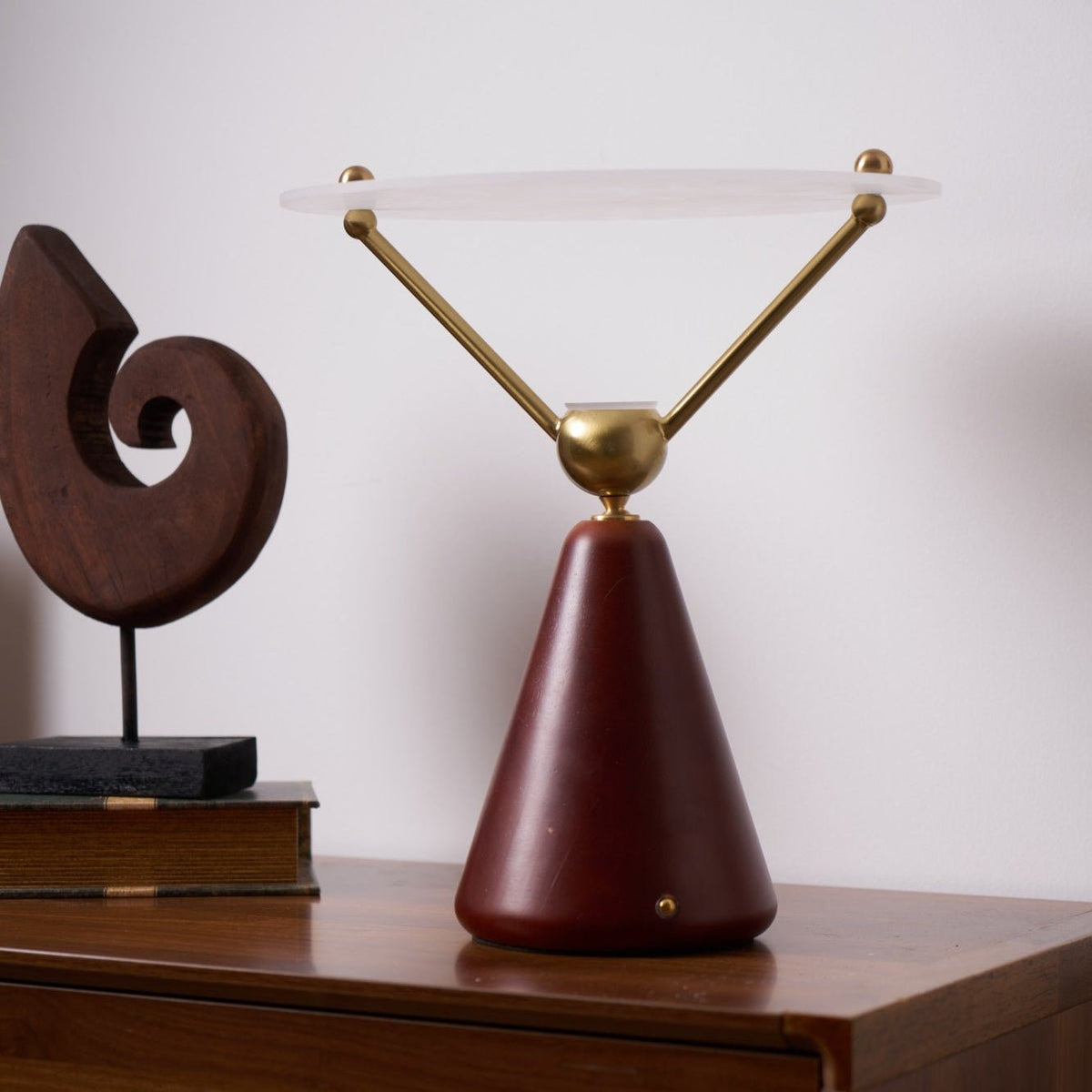 Balance lámpara de mesa moderna de madera