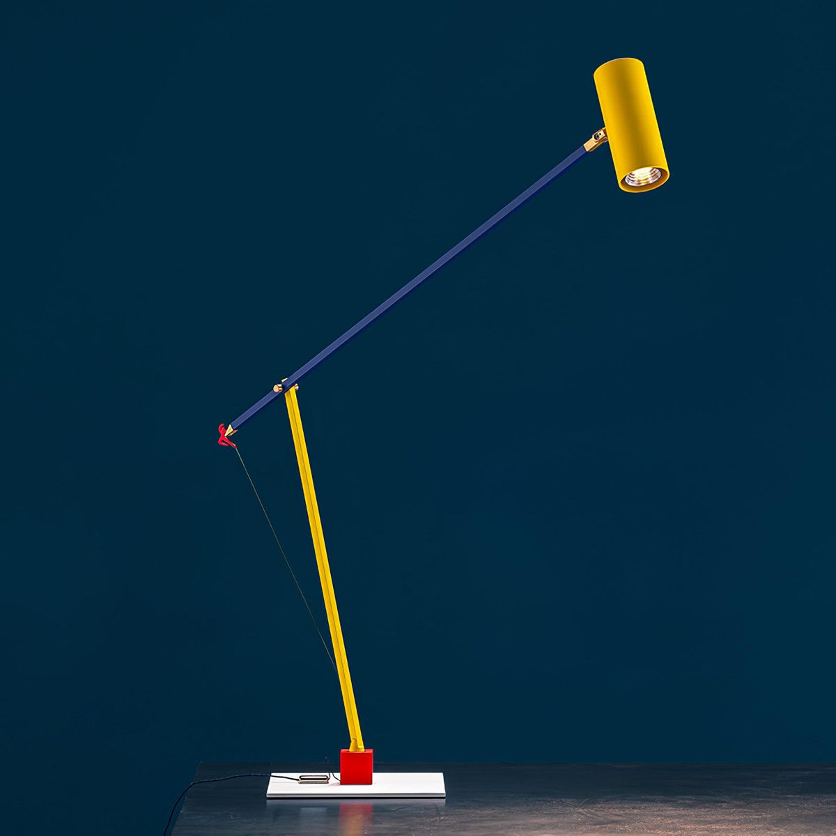Ember lámpara de mesa moderna minimalista