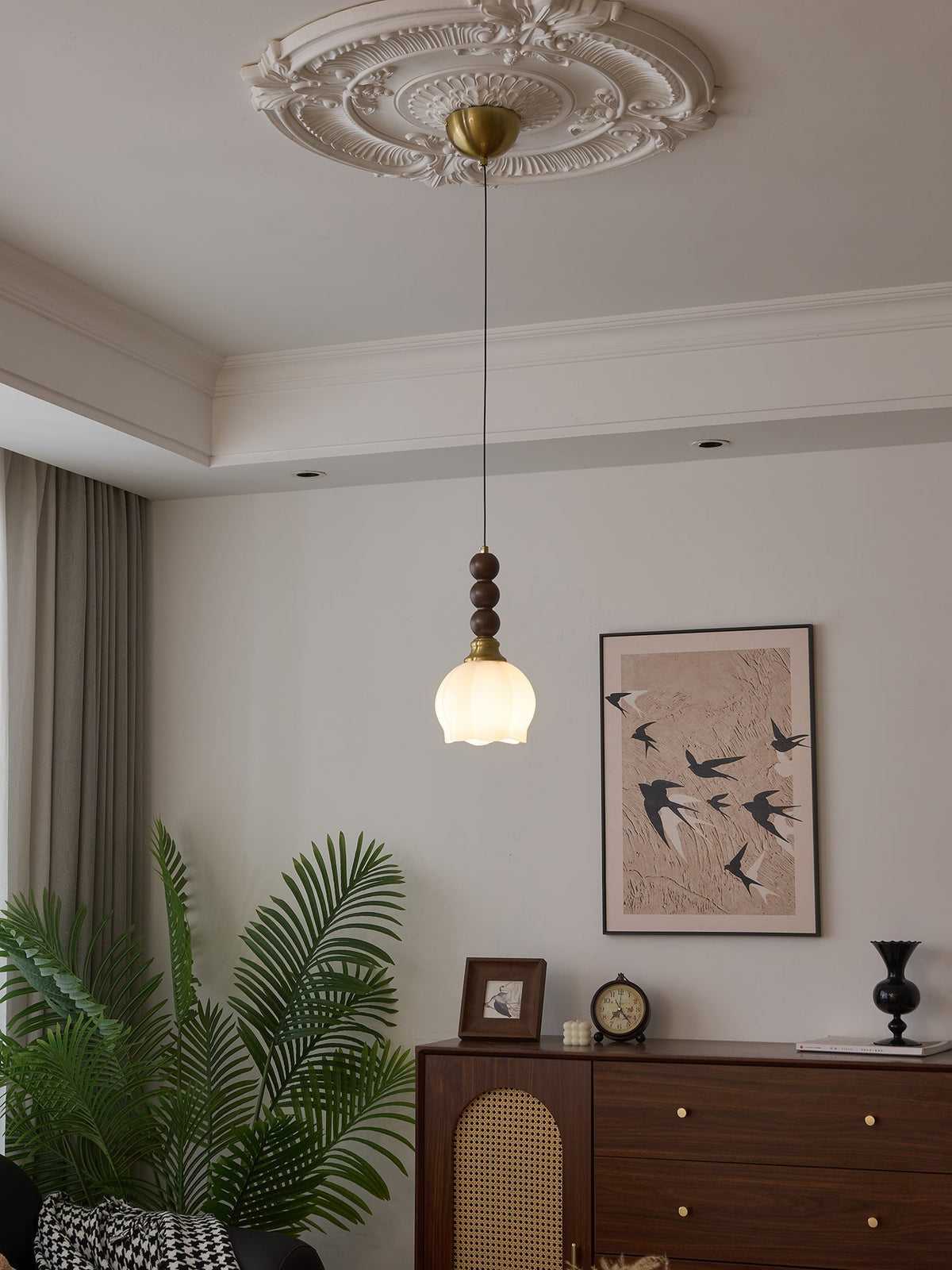 Vothaila lámpara colgante con elegancia tradicional y estilo vintage de vidrio, madera