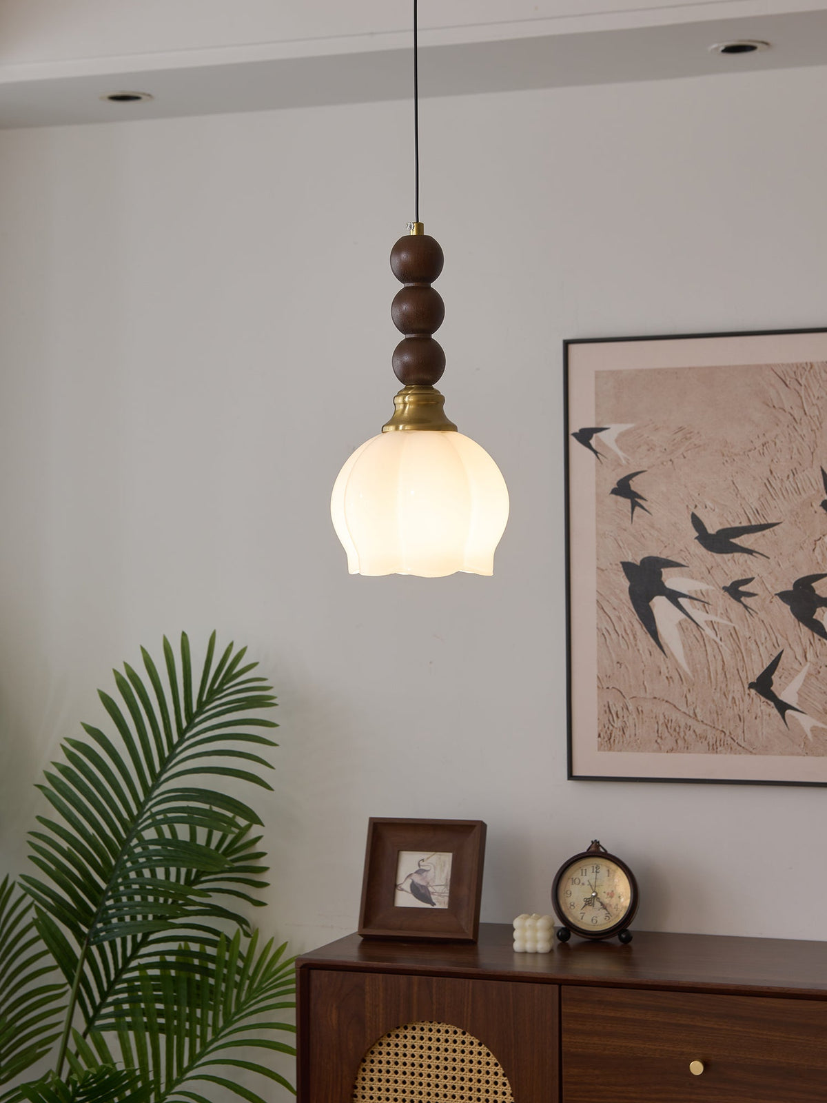 Vothaila lámpara colgante con elegancia tradicional y estilo vintage de vidrio, madera