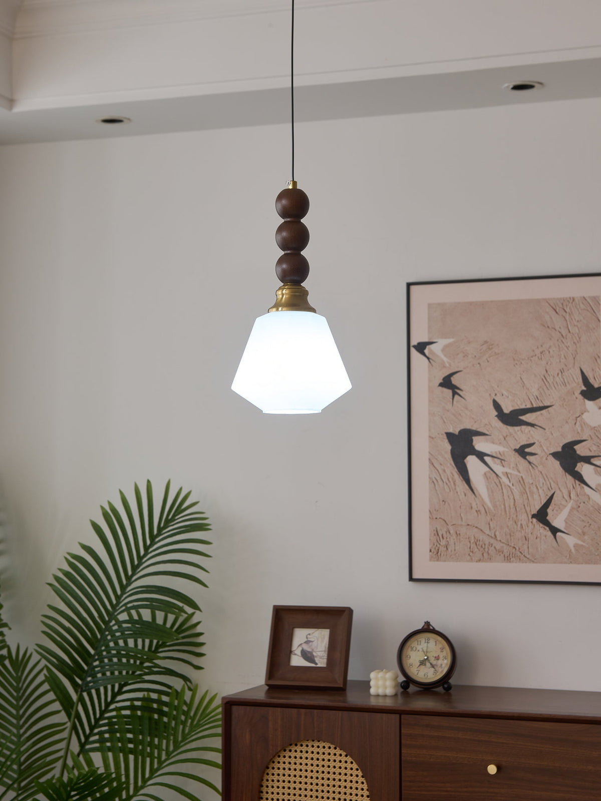 Vothaila lámpara colgante con elegancia tradicional y estilo vintage de vidrio, madera