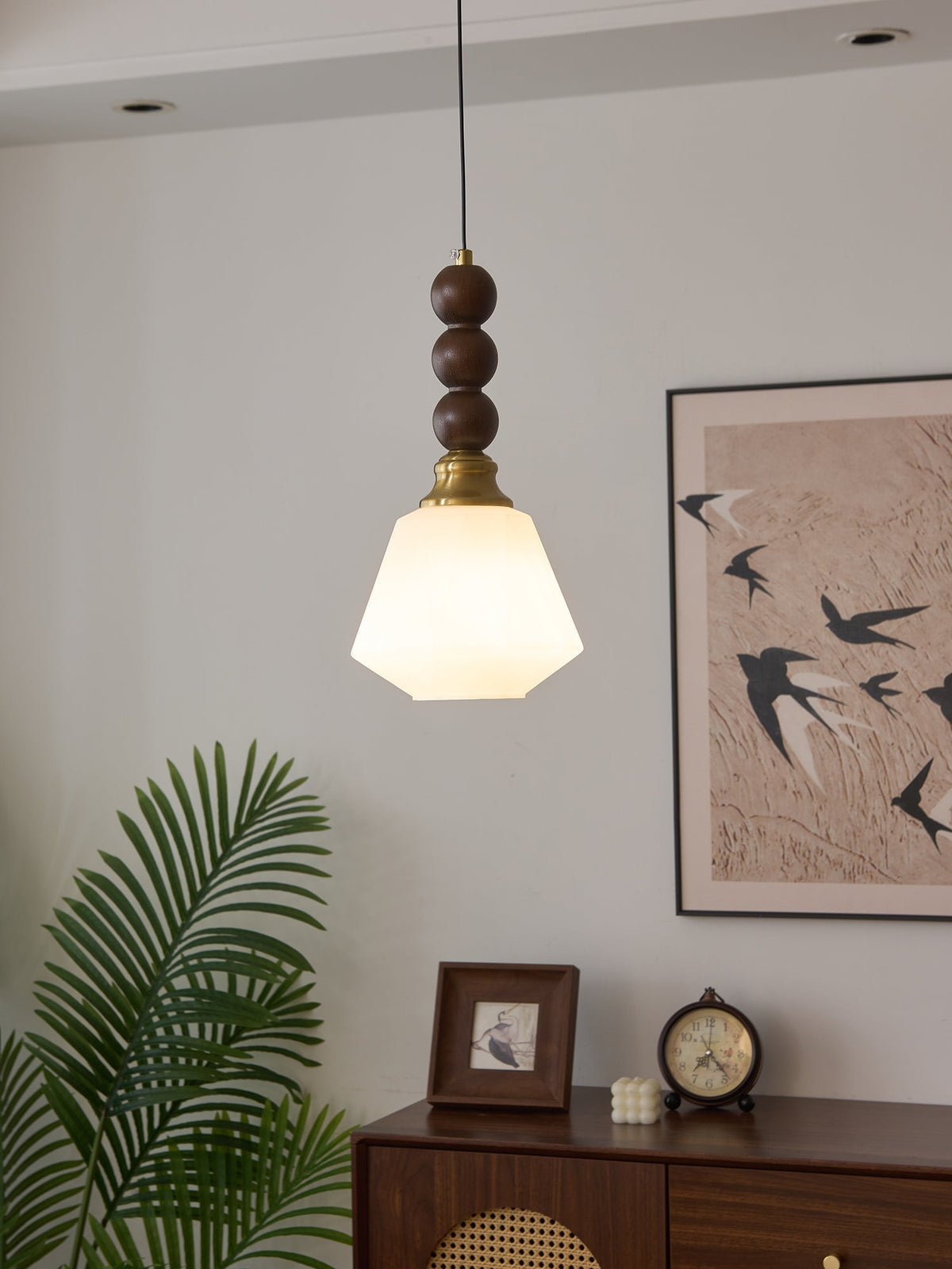 Vothaila lámpara colgante con elegancia tradicional y estilo vintage de vidrio, madera
