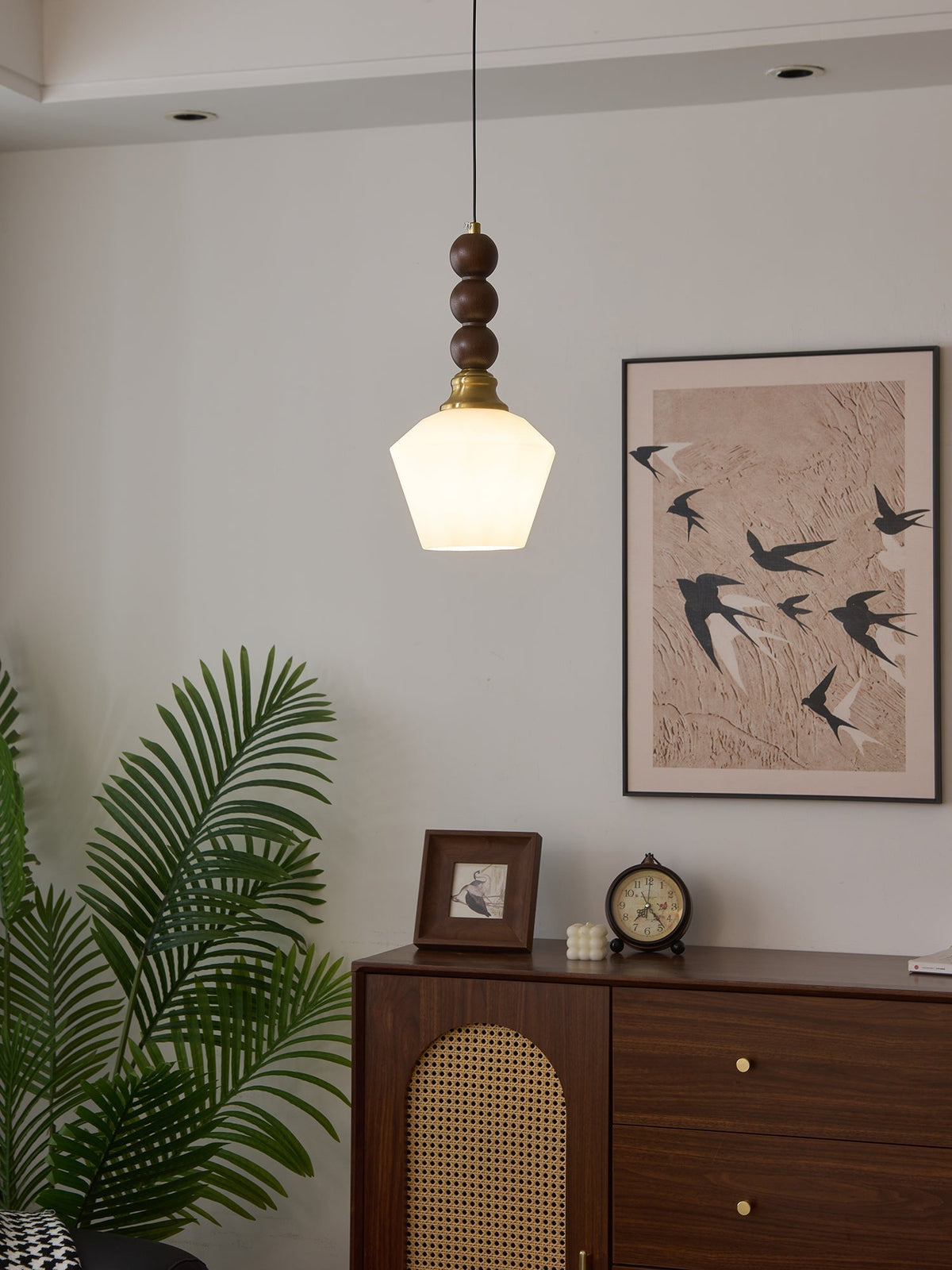 Vothaila lámpara colgante con elegancia tradicional y estilo vintage de vidrio, madera