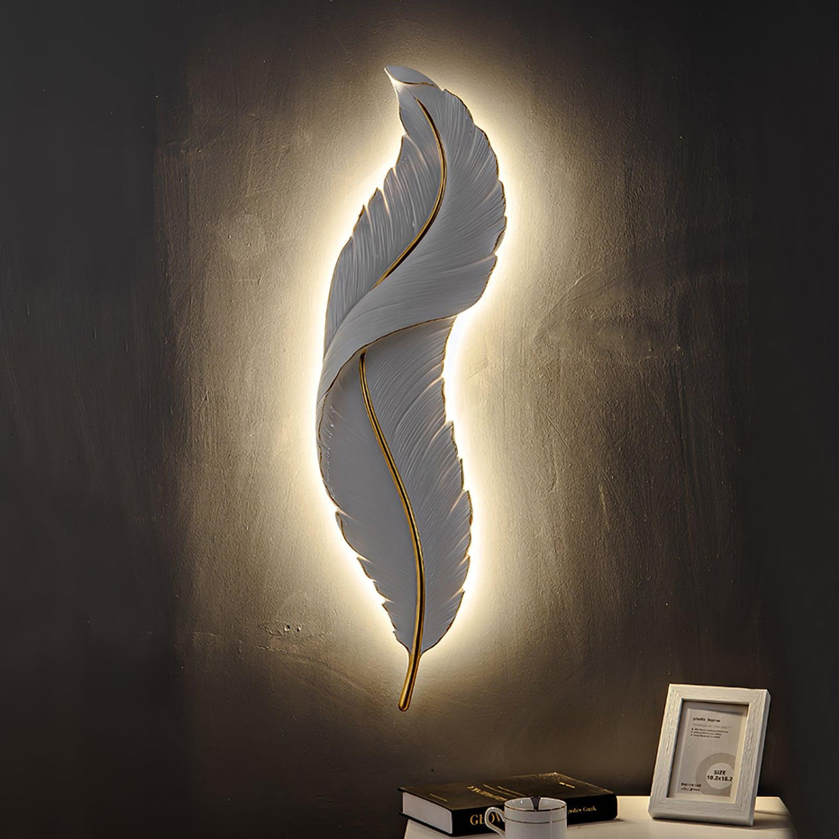 Arvess aplique de pared individual de resina Creatividad Pluma