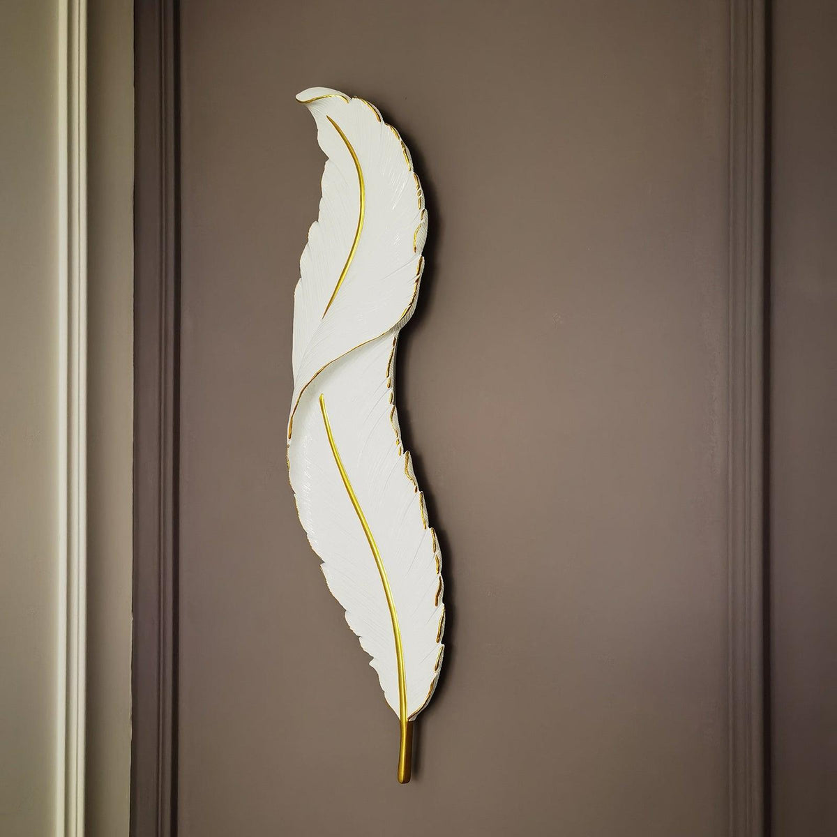 Arvess aplique de pared individual de resina Creatividad Pluma