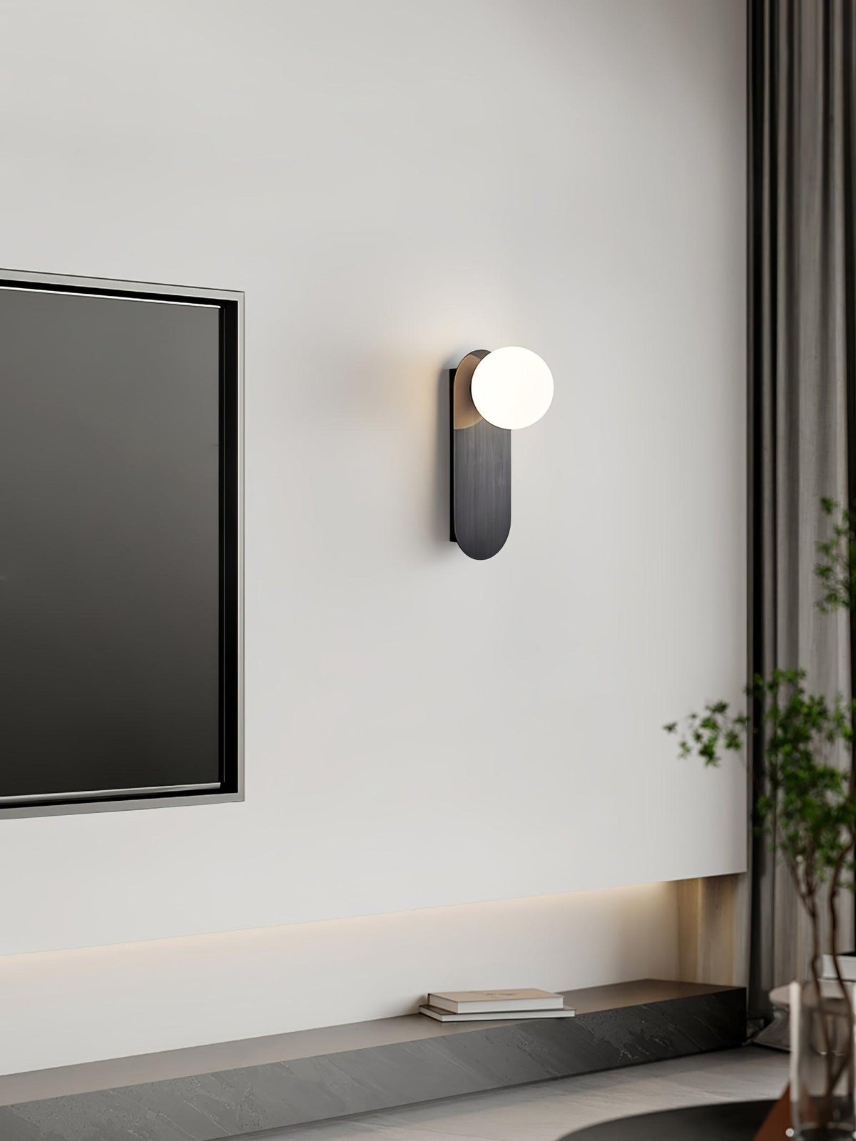 Eiralina aplique de pared con base plana y globo de vidrio y latón