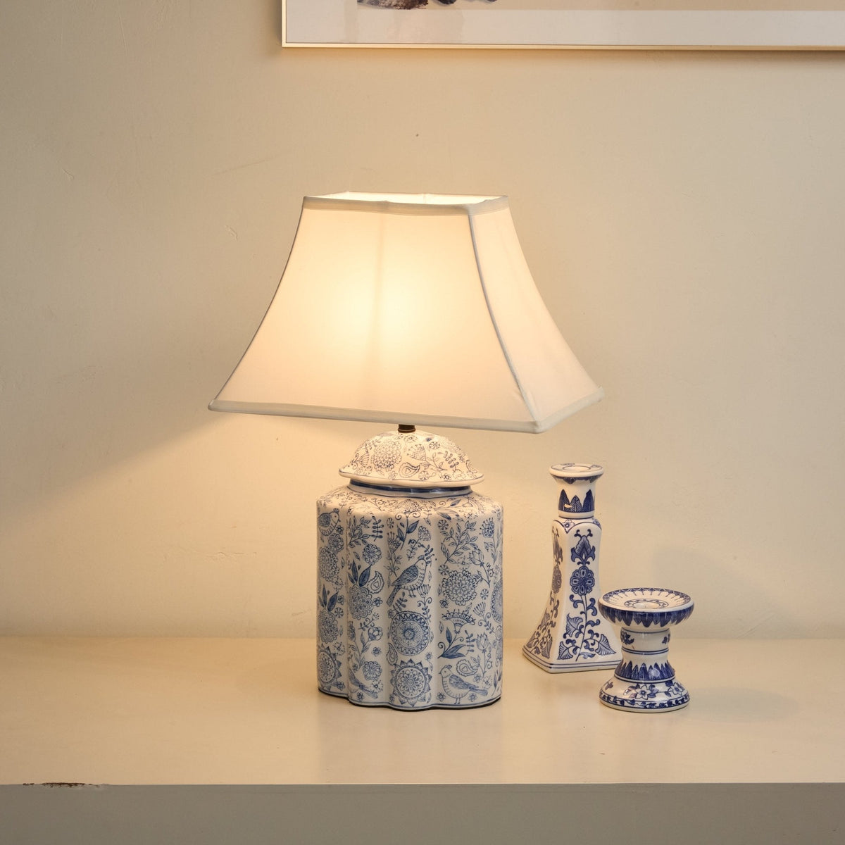 Marcellin lámpara de mesa Floral Bird Jar