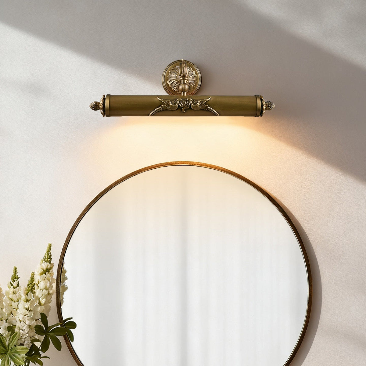 Casuaria aplique de pared Beam en latón