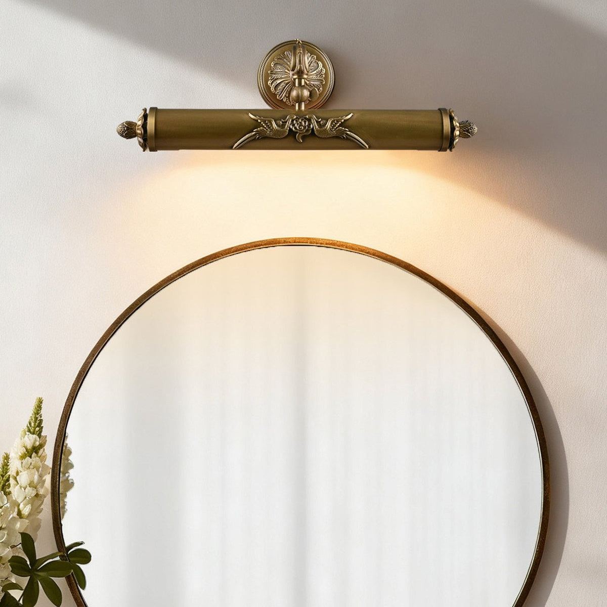 Casuaria aplique de pared Beam en latón