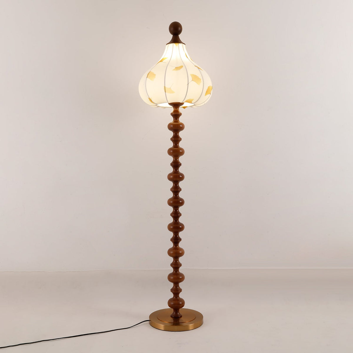 Gagell lámpara de pie elegante de madera y tejido