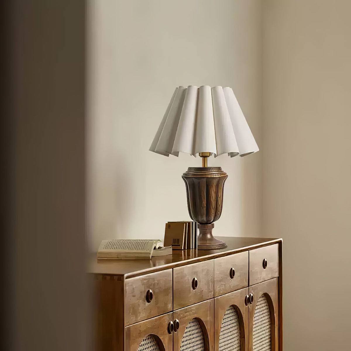 Vireo lámpara de mesa de madera y tejido