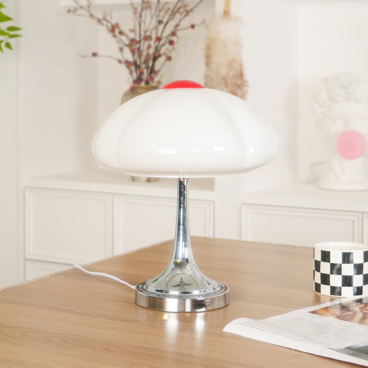 Bin lámpara de mesa moderna