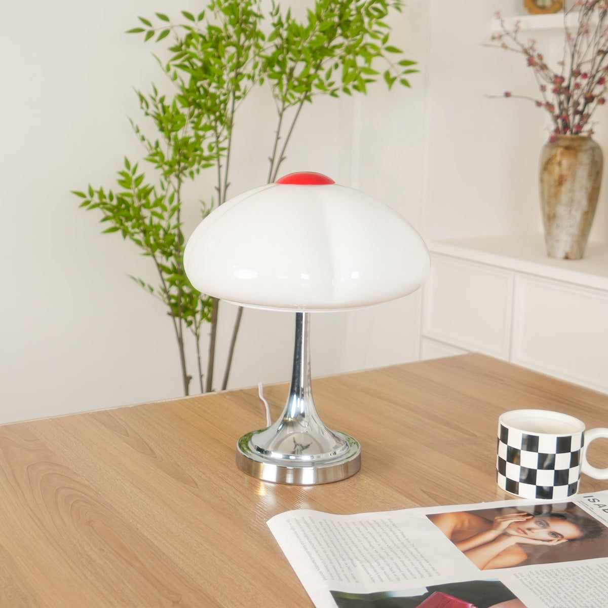 Bin lámpara de mesa moderna
