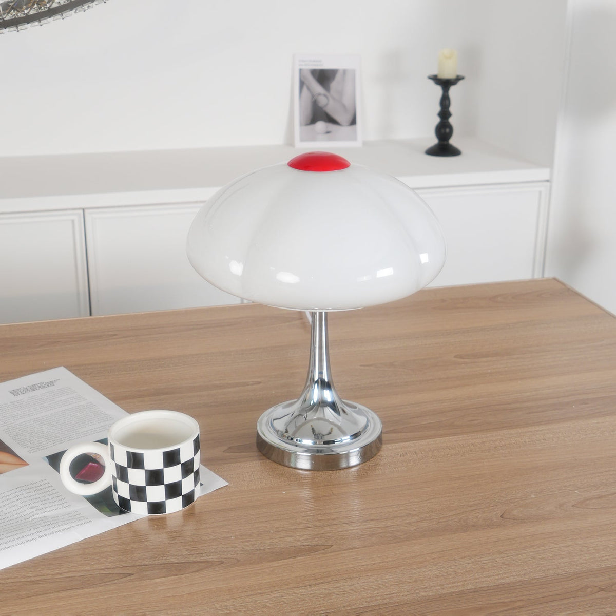 Bin lámpara de mesa moderna