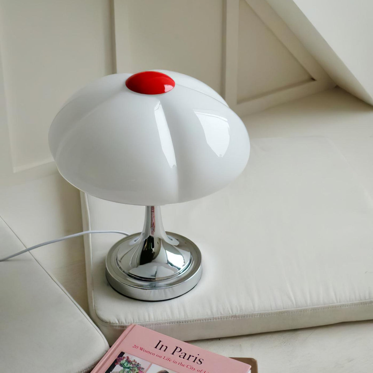 Bin lámpara de mesa moderna