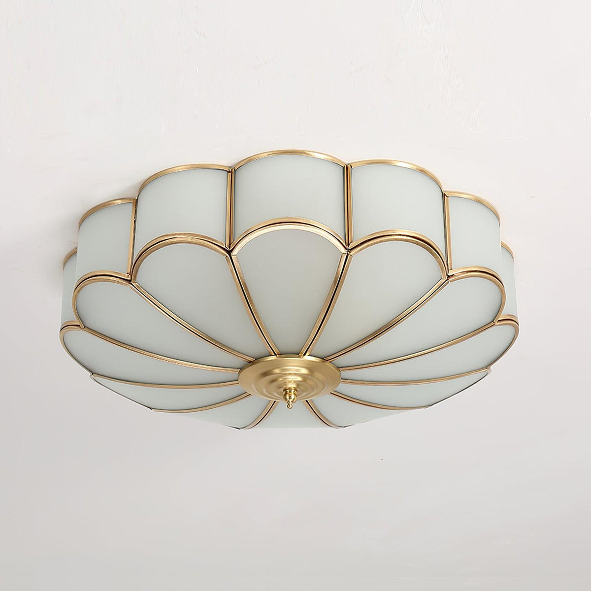 Tiffany Lámpara de Techo en Forma de Flor de Vidrio Esmerilado y Latón