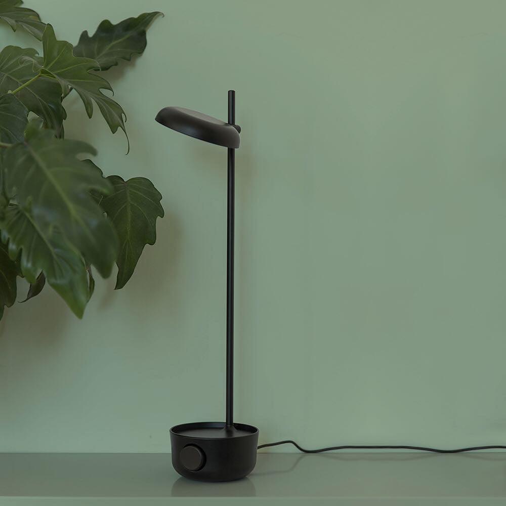 Xylore lámpara de mesa contemporánea