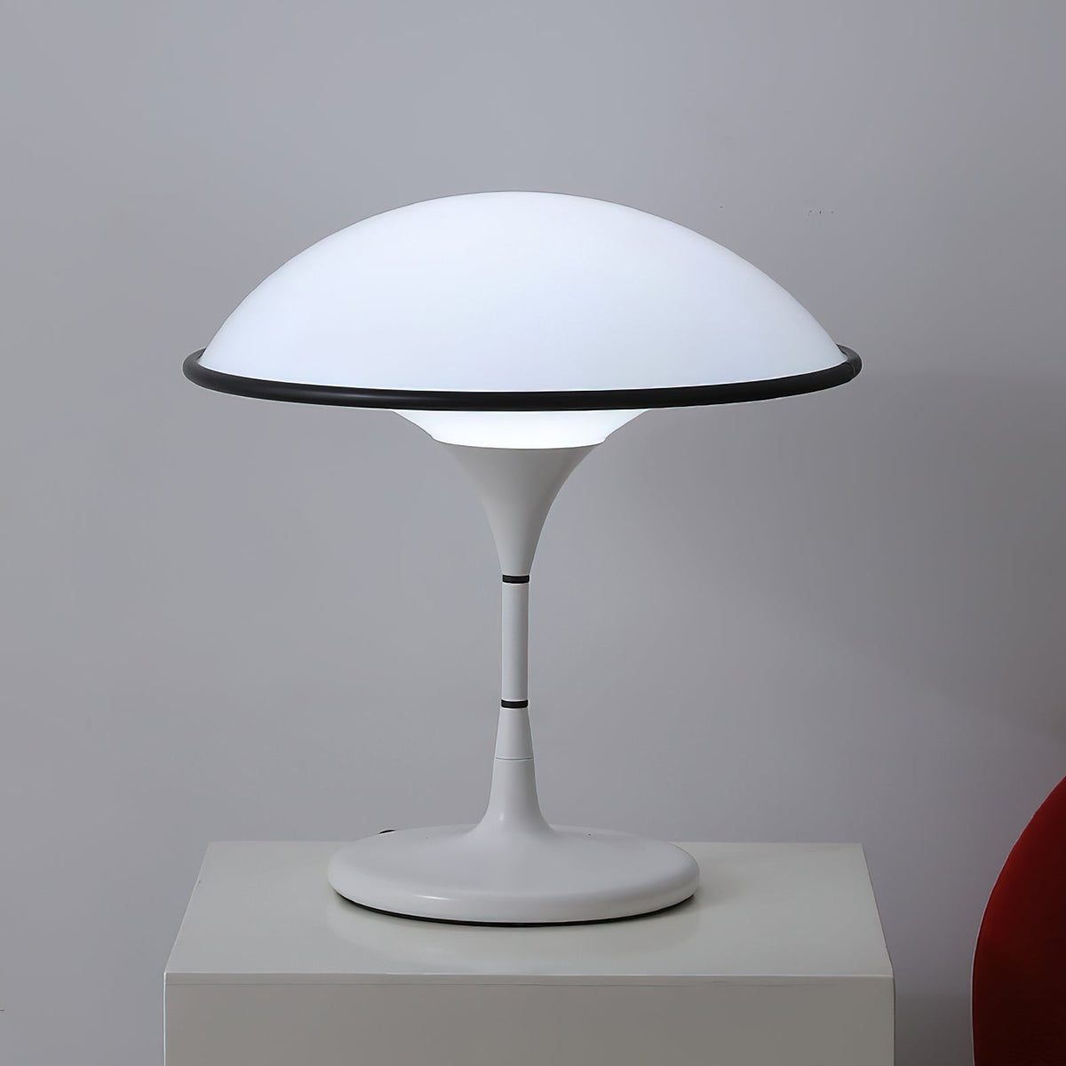 Revenor lámpara de mesa de acrílico futurista