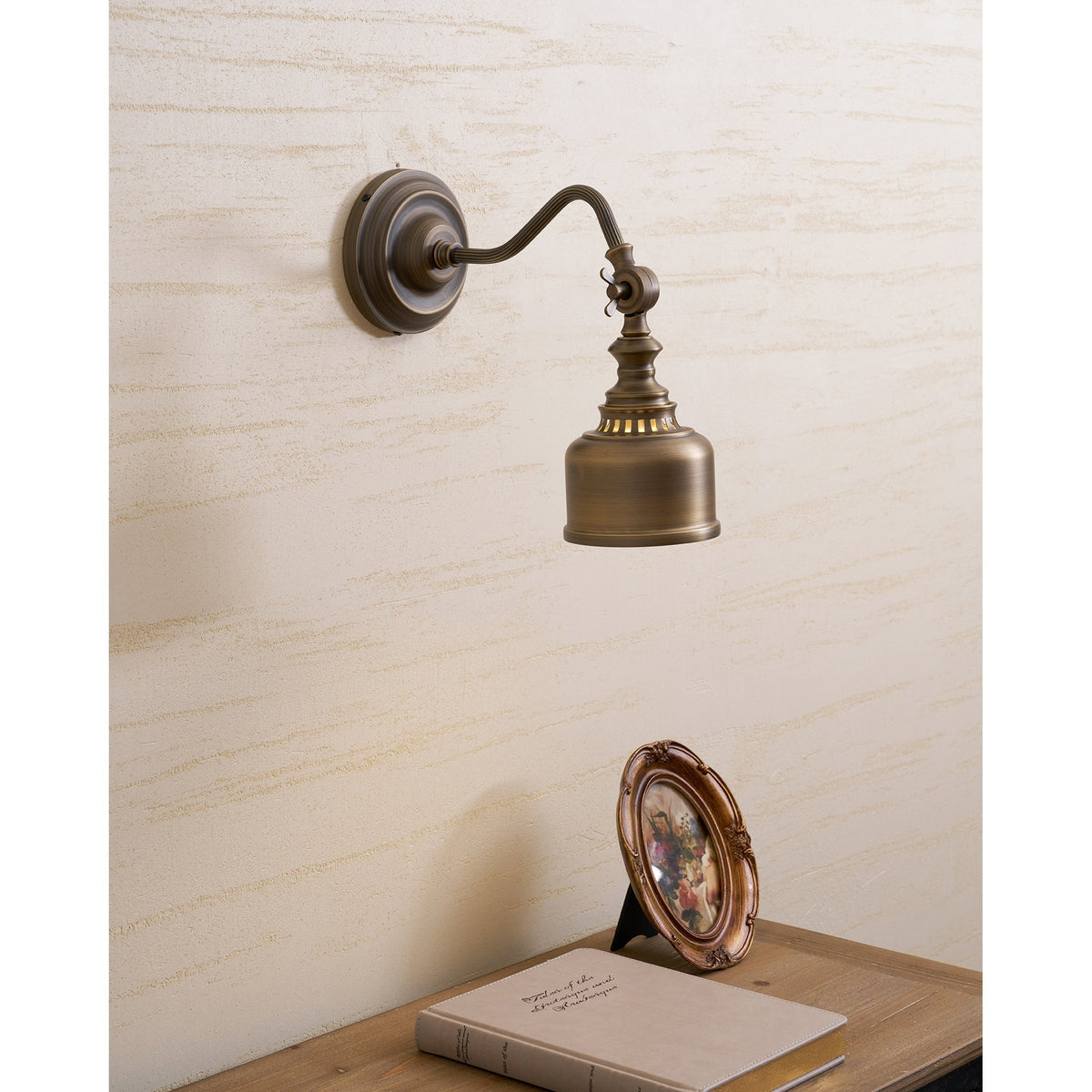 Orelelenne aplique de pared Gooseneck