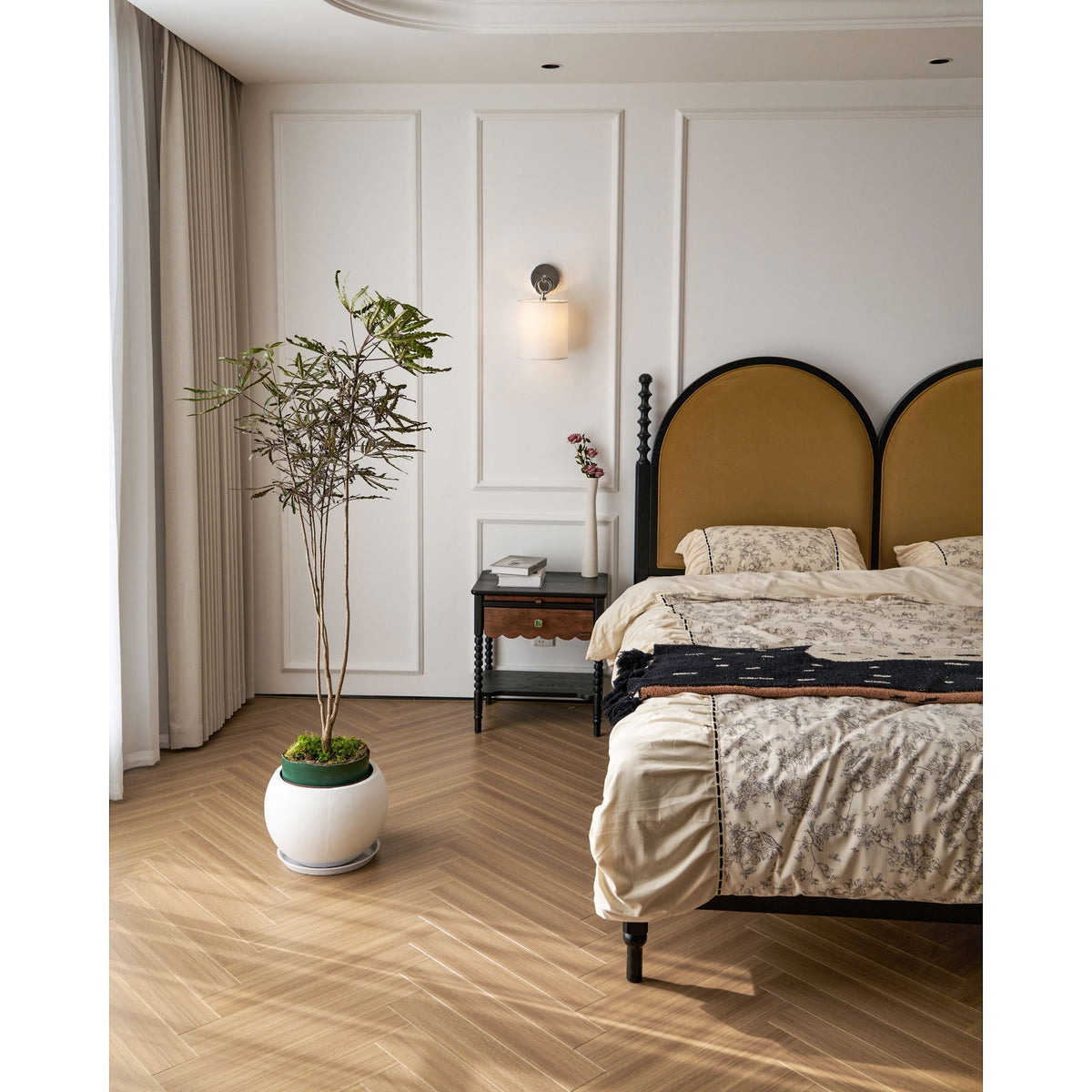 Calenina aplique de pared