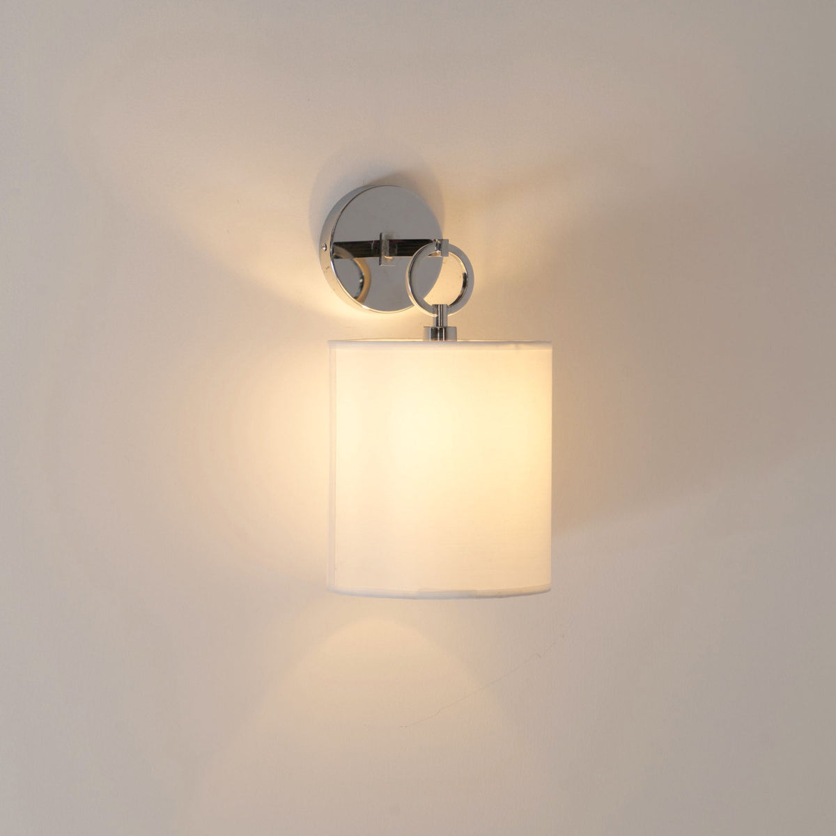 Calenina aplique de pared
