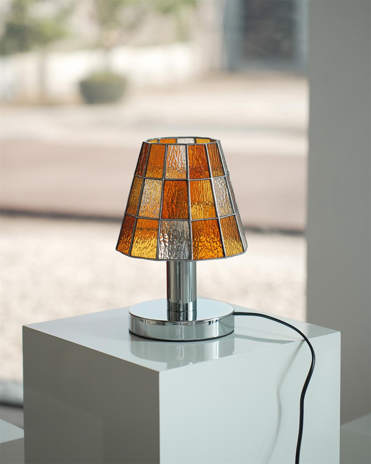 Liorivira lámpara de mesa