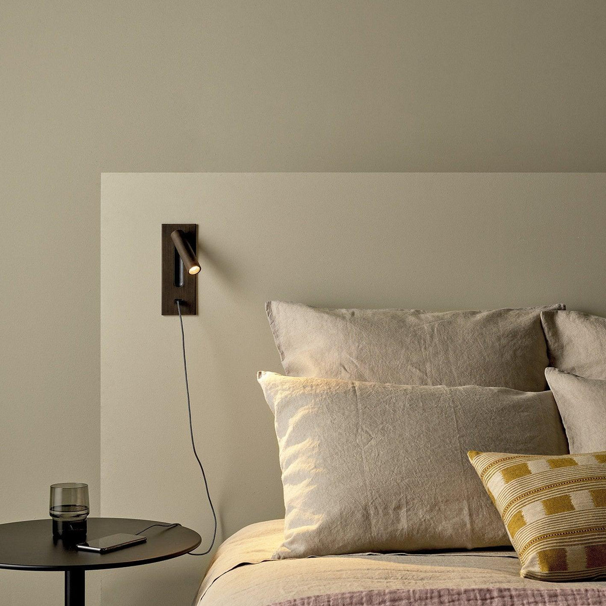 Virixel aplique de pared industrial