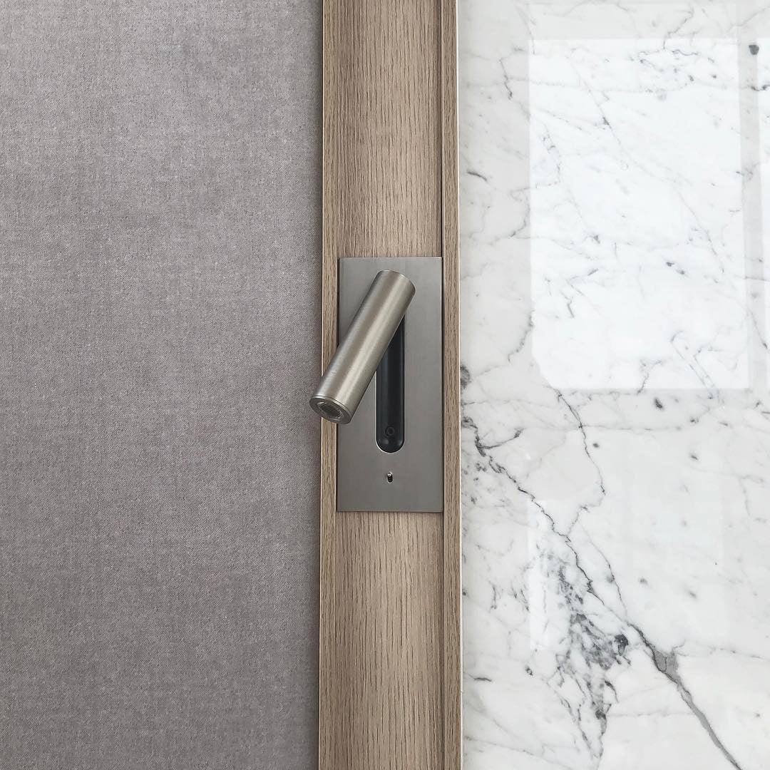 Virixel aplique de pared industrial