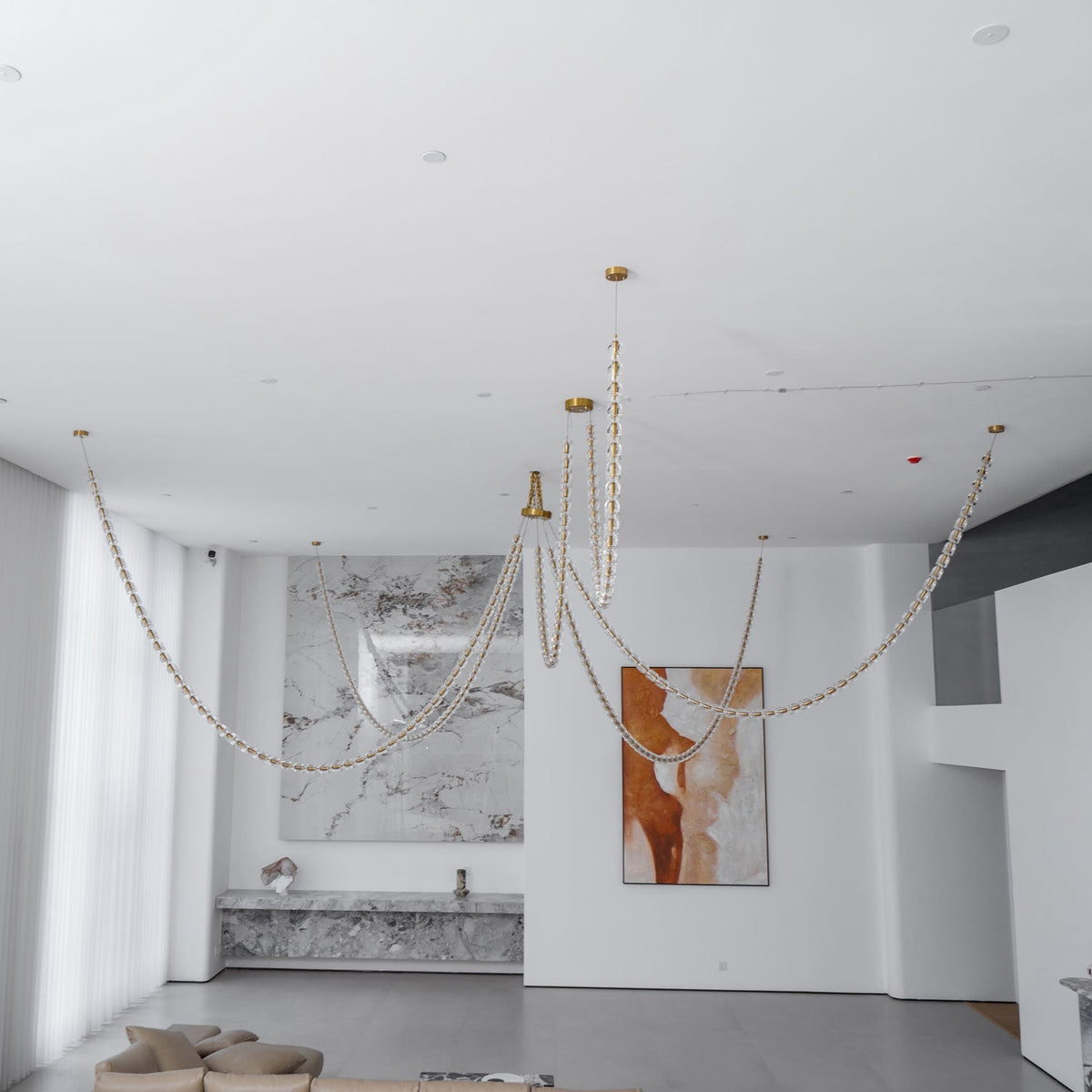 Elyisaine lámpara de araña cristal dorado LED 3-Line
