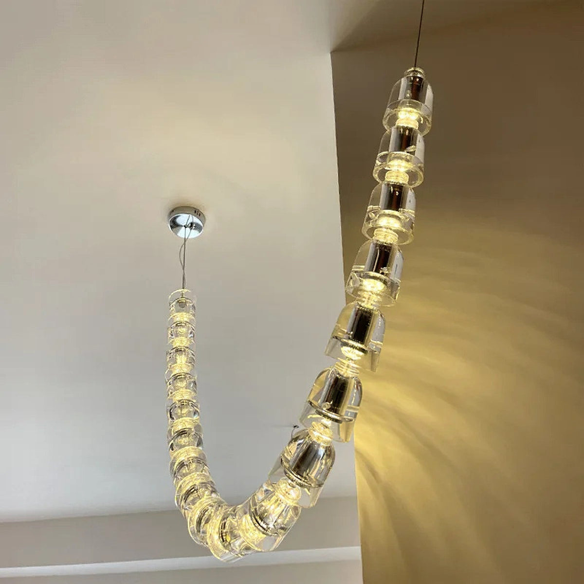Elyisaine lámpara de araña cristal dorado LED 3-Line