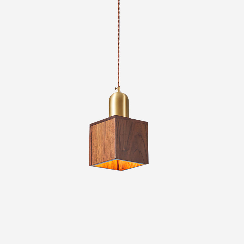 Lámpara colgante de madera en varios formatos, en madera maciza y latón