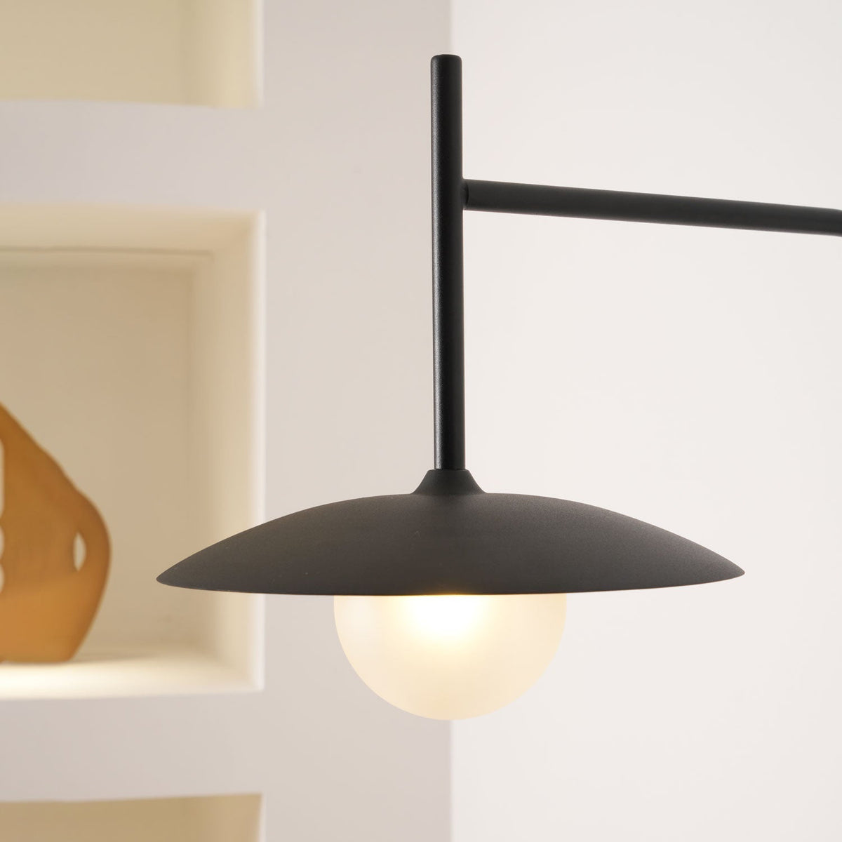 Paxon aplique de pared Swing Arm con vidrio enchufable