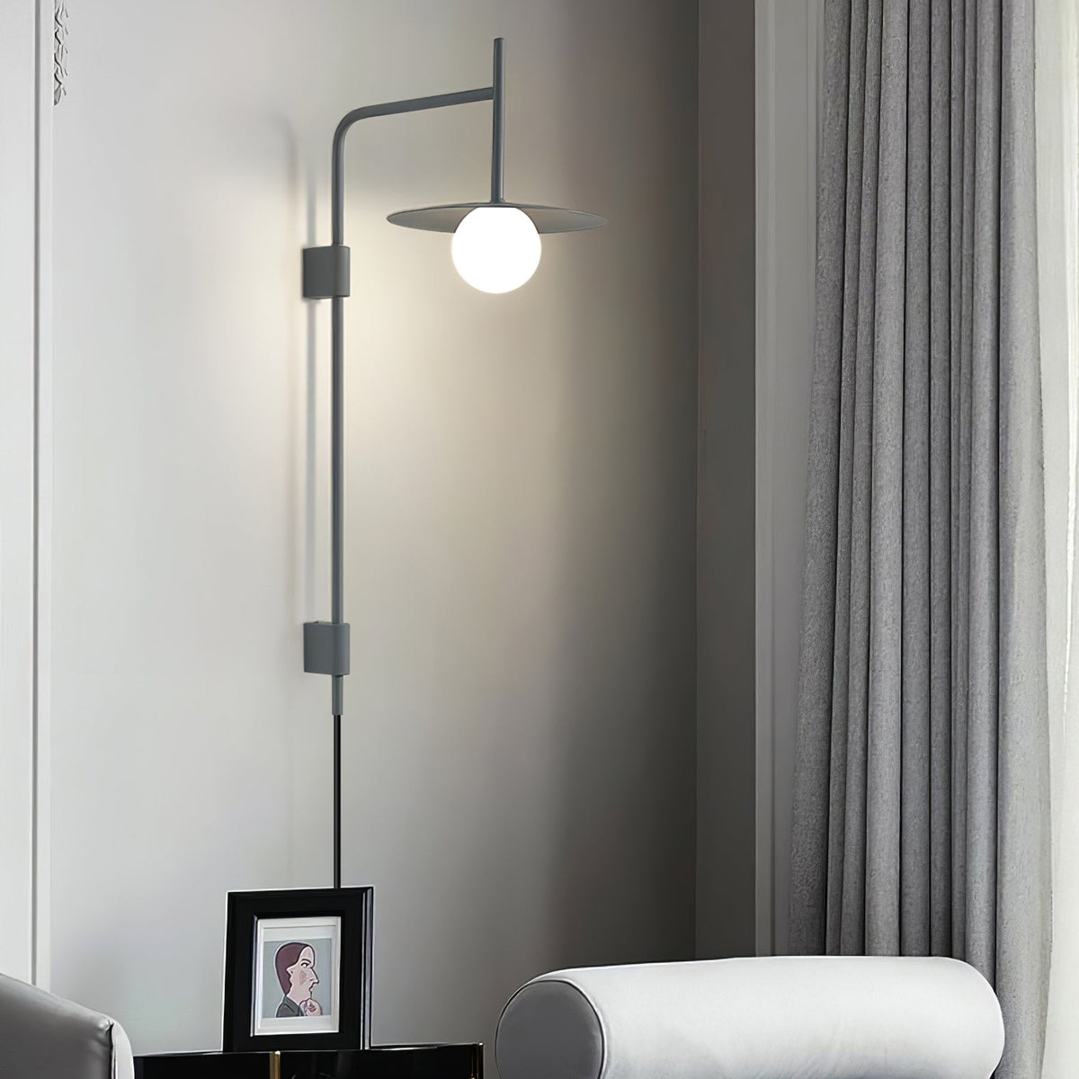 Paxon aplique de pared Swing Arm con vidrio enchufable