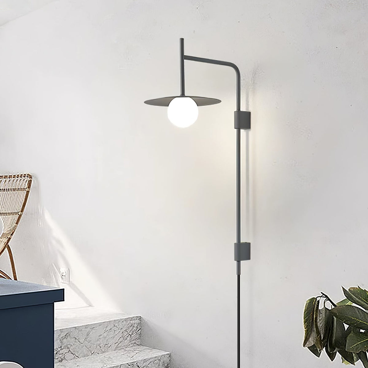 Paxon aplique de pared Swing Arm con vidrio enchufable
