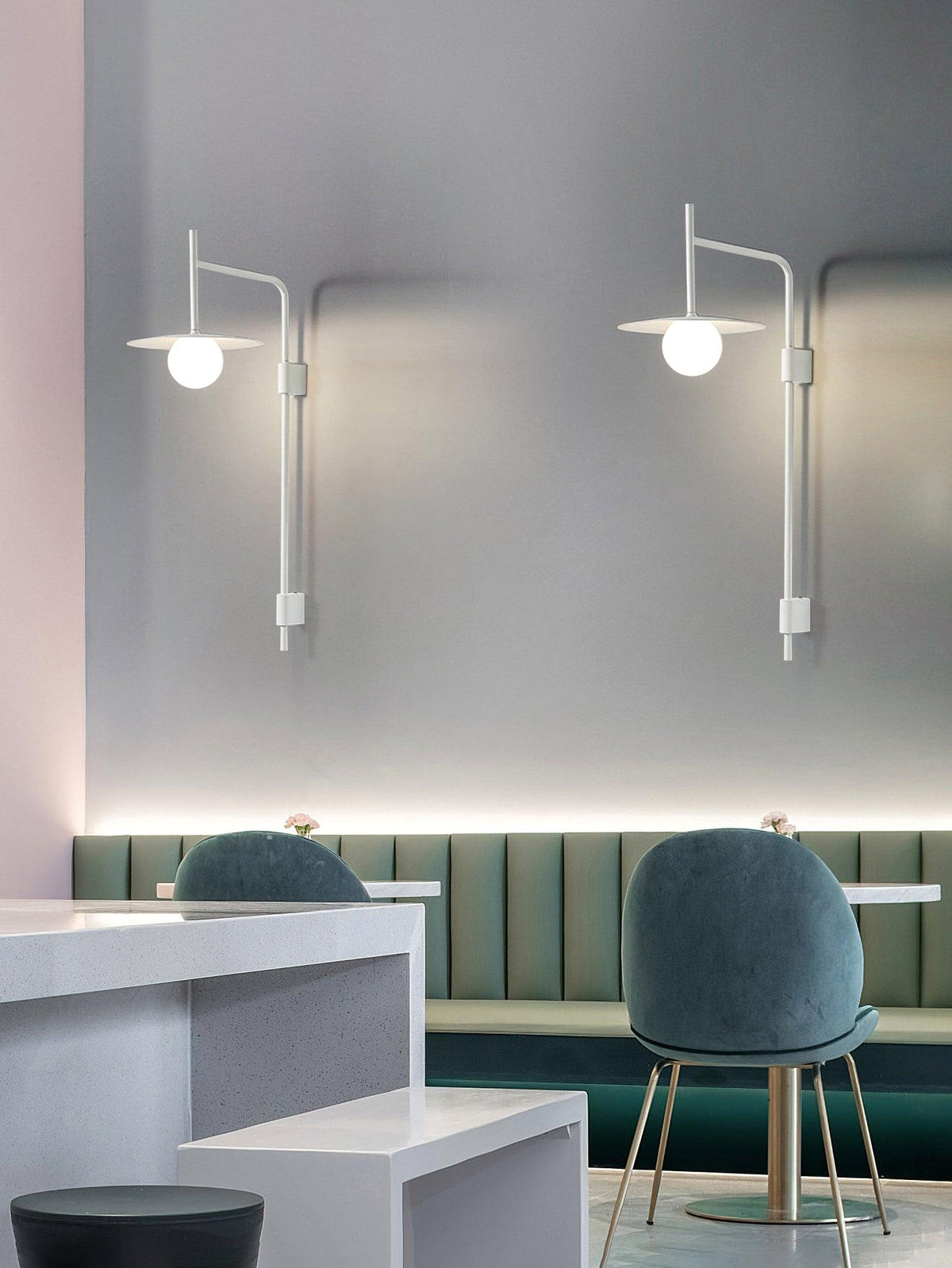 Paxon aplique de pared Swing Arm con vidrio enchufable