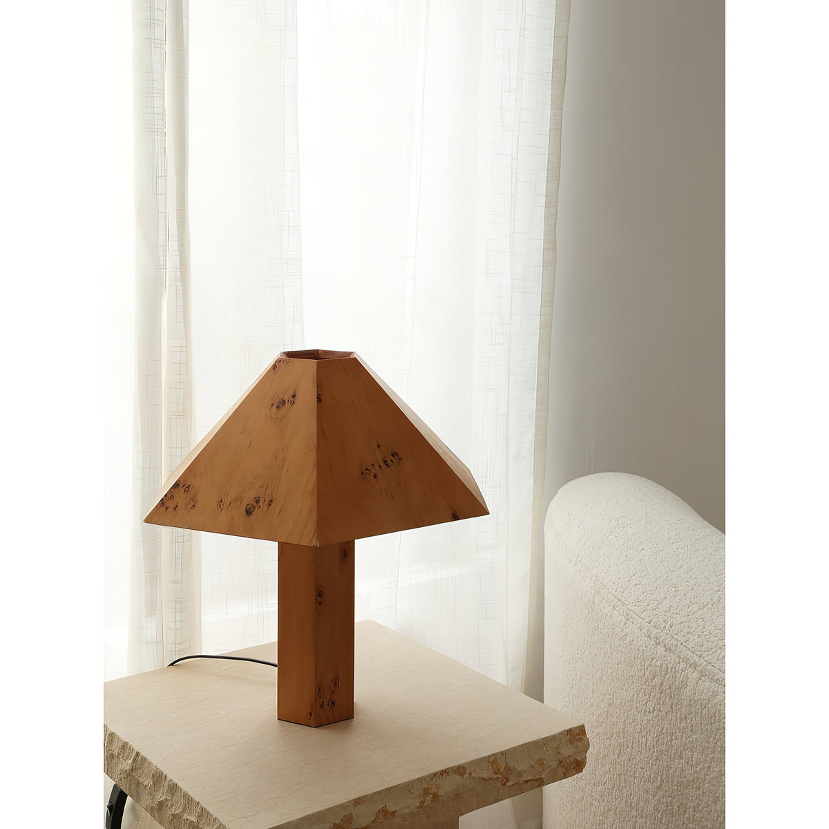 Lorvienne lámpara de mesa